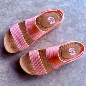 Reef Women's Pink and Tan Sandals